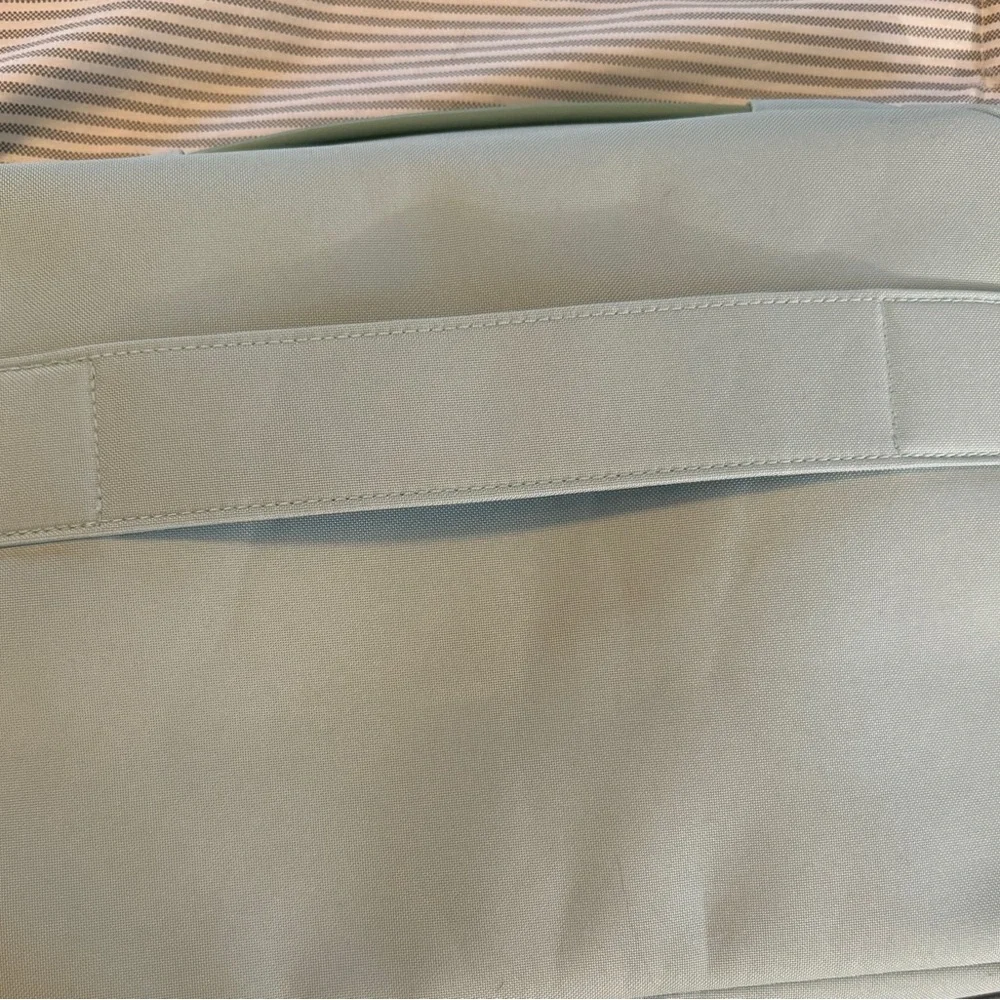 Mosiso Mint Green Laptop Sleeve